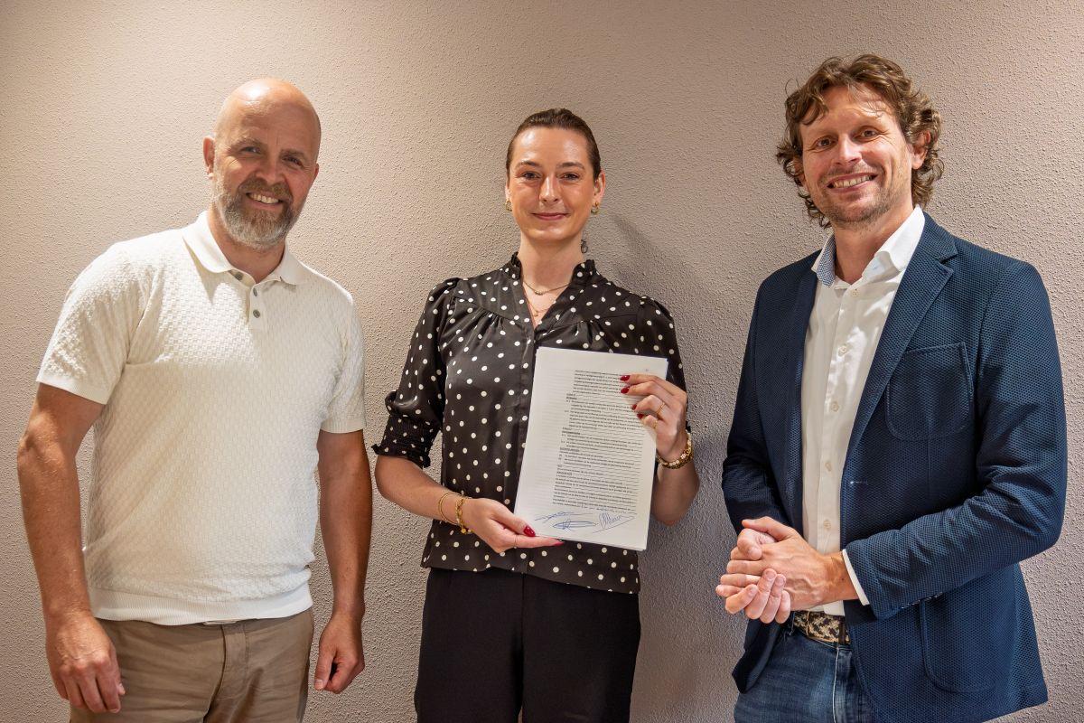 Oprichting van coöperatie LEO